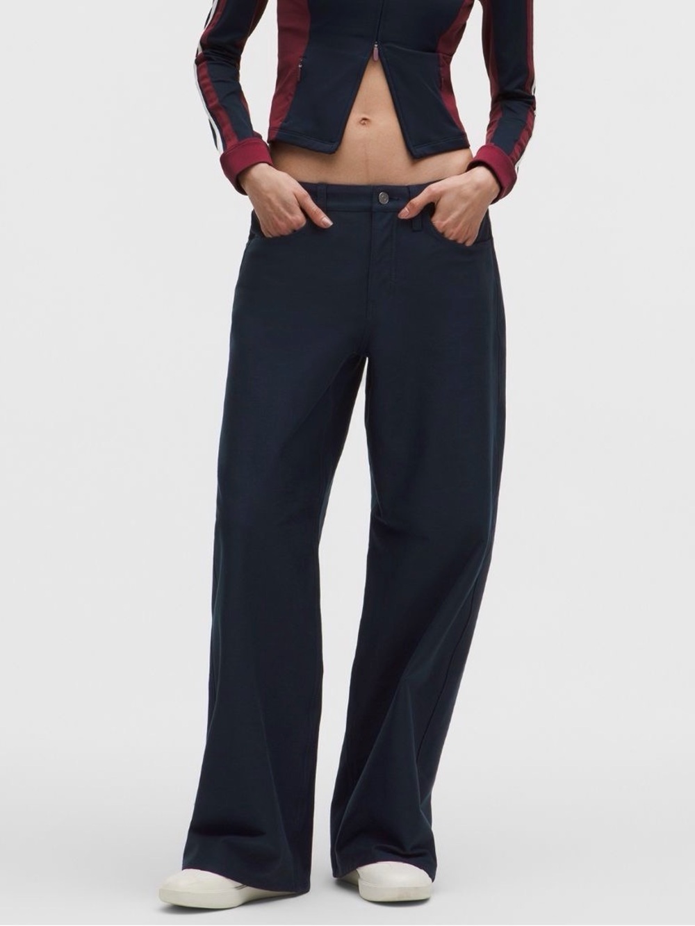 NWT Lululemon Classic Low Rise Wide Pant Regular